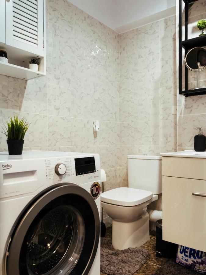 Cozy Special Pallady Apartament With Garden & Courtyard Bukarest Exterior foto
