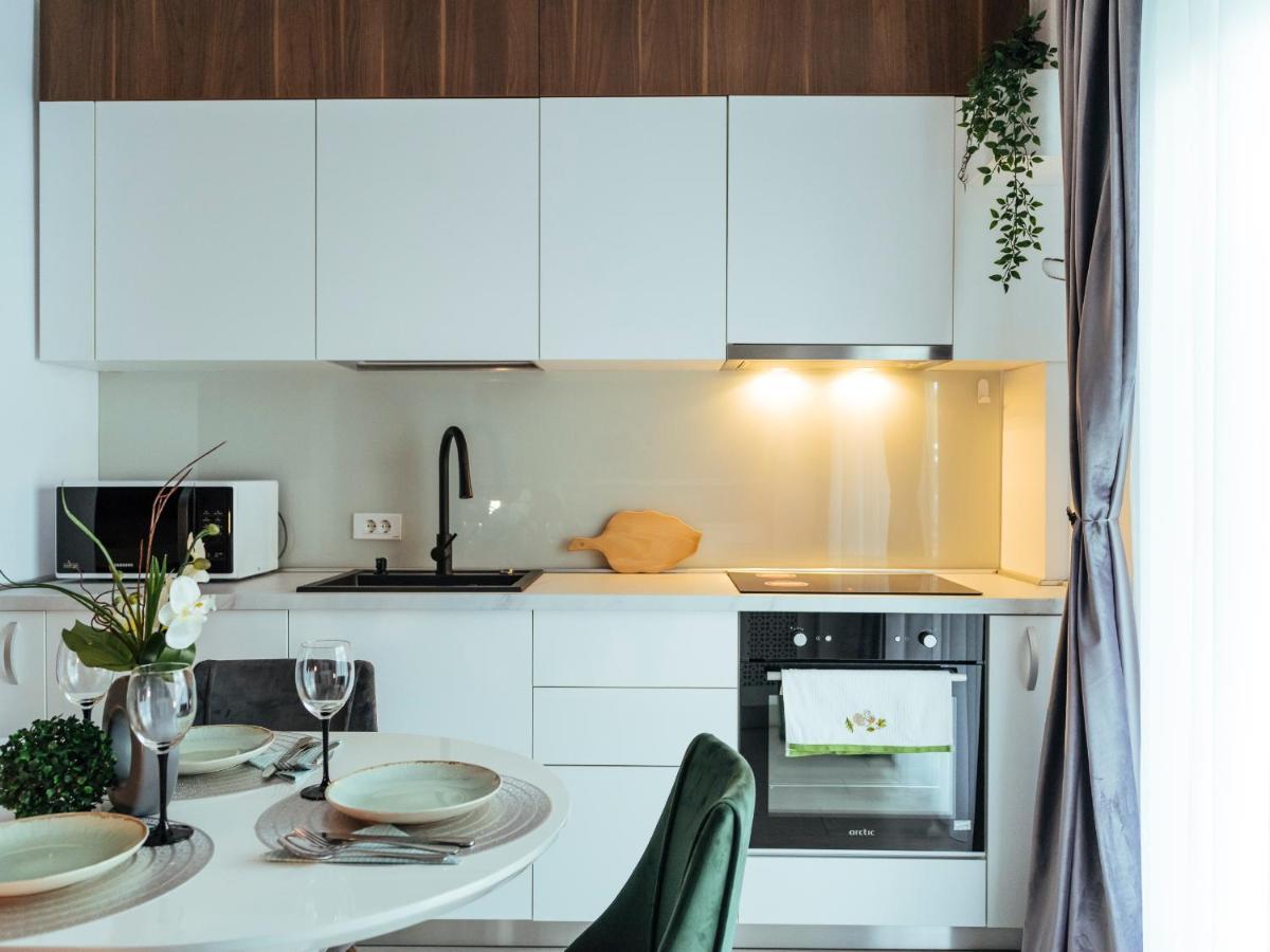 Cozy Special Pallady Apartament With Garden & Courtyard Bukarest Exterior foto