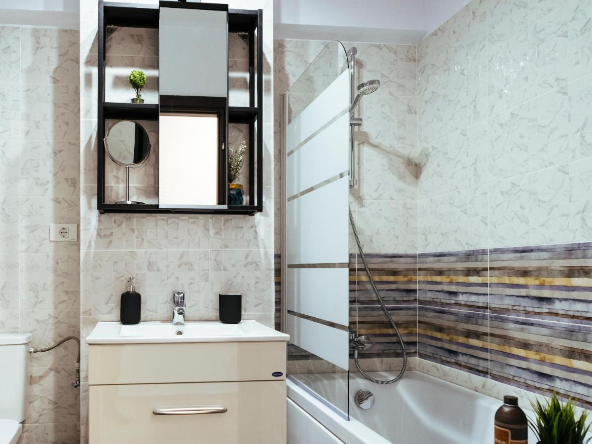 Cozy Special Pallady Apartament With Garden & Courtyard Bukarest Exterior foto