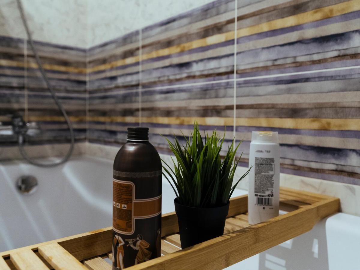 Cozy Special Pallady Apartament With Garden & Courtyard Bukarest Exterior foto