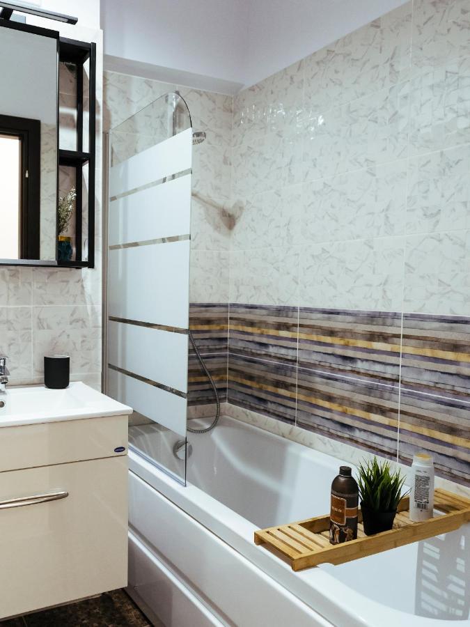 Cozy Special Pallady Apartament With Garden & Courtyard Bukarest Exterior foto