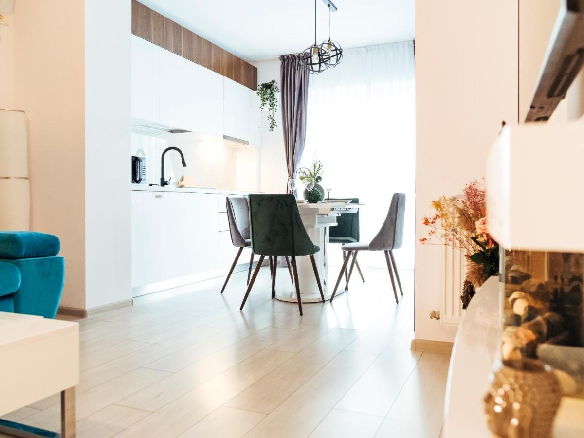 Cozy Special Pallady Apartament With Garden & Courtyard Bukarest Exterior foto